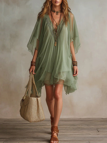 Vestido Mini Verde Fluido de Chifón con Escote V