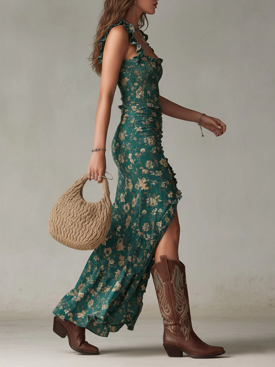 Vestido con mangas fluidas y abertura lateral