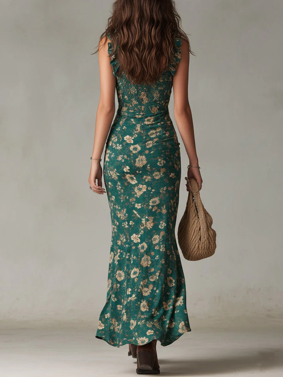 Vestido con mangas fluidas y abertura lateral