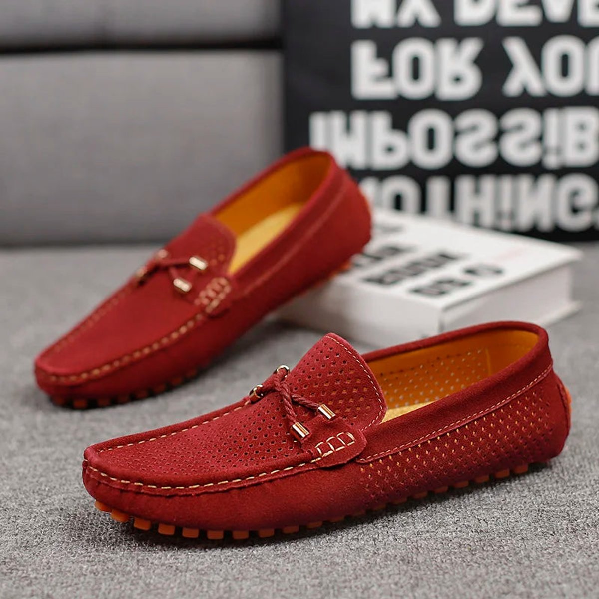 Sebastian | Mocasines de Ante Perforado sin Cordones para Hombre