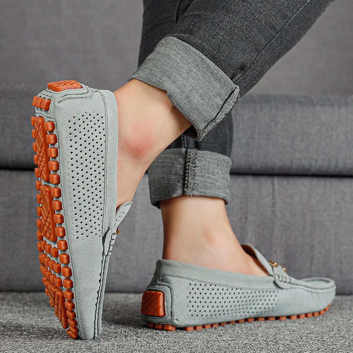 Sebastian | Mocasines de Ante Perforado sin Cordones para Hombre