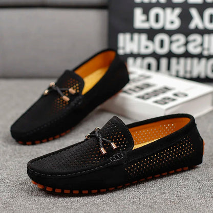 Sebastian | Mocasines de Ante Perforado sin Cordones para Hombre
